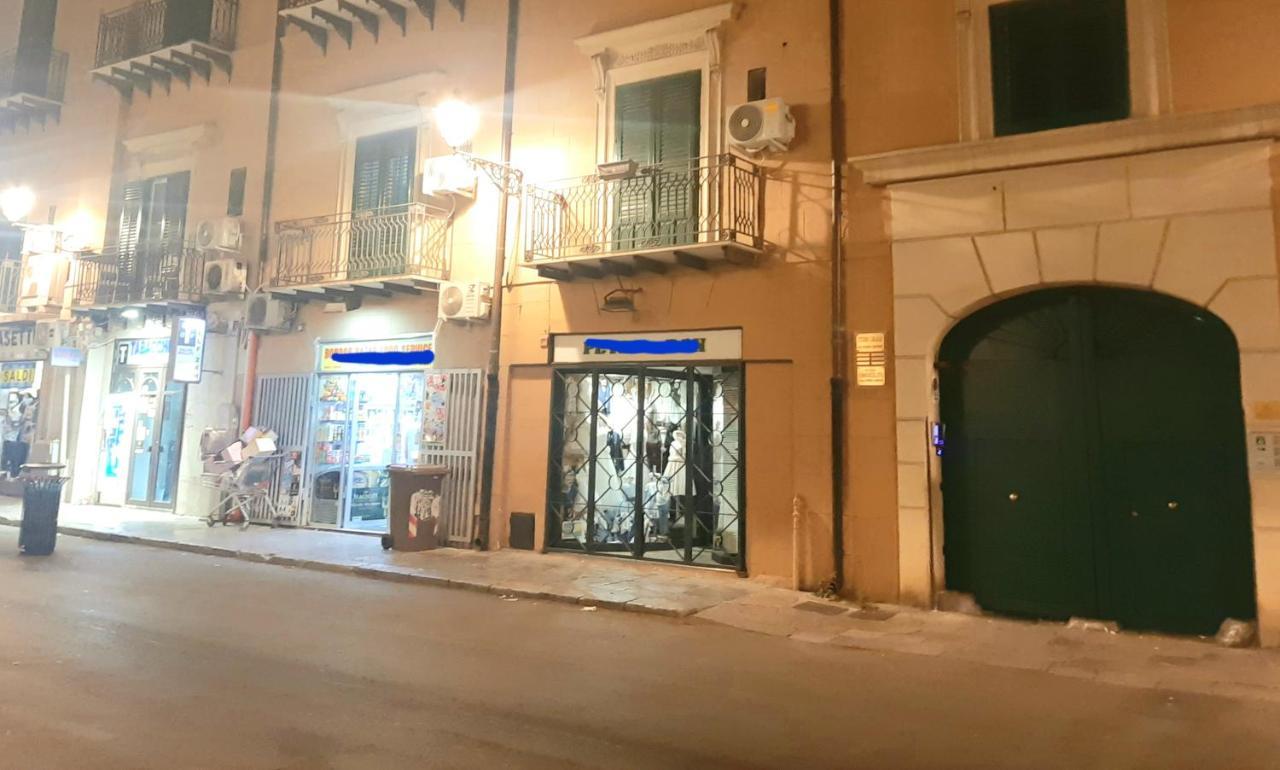 Maqueda Apartament For 4 Palermo Centre Ballaro Apartment